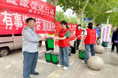 潍坊市寒亭区寒亭街道组织开展垃圾分类宣传进社区活动