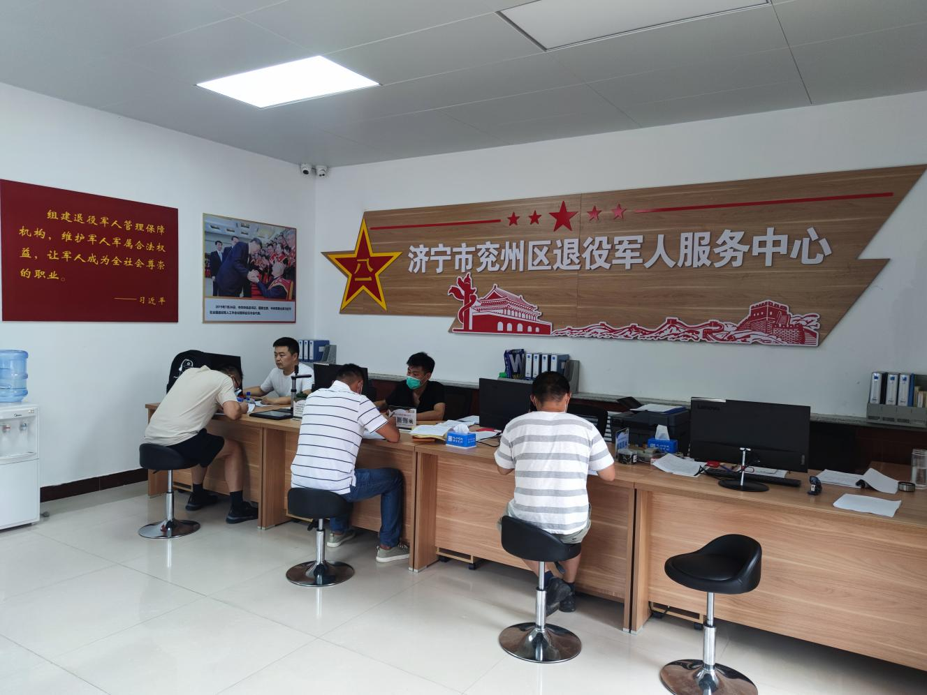济宁市兖州区推出“一站式服务、全程代理”报到模式 温暖退役士